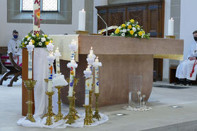 Feier der 1. Heiligen Kommunion in Sankt Crescentius (Foto: Karl-Franz Thiede)